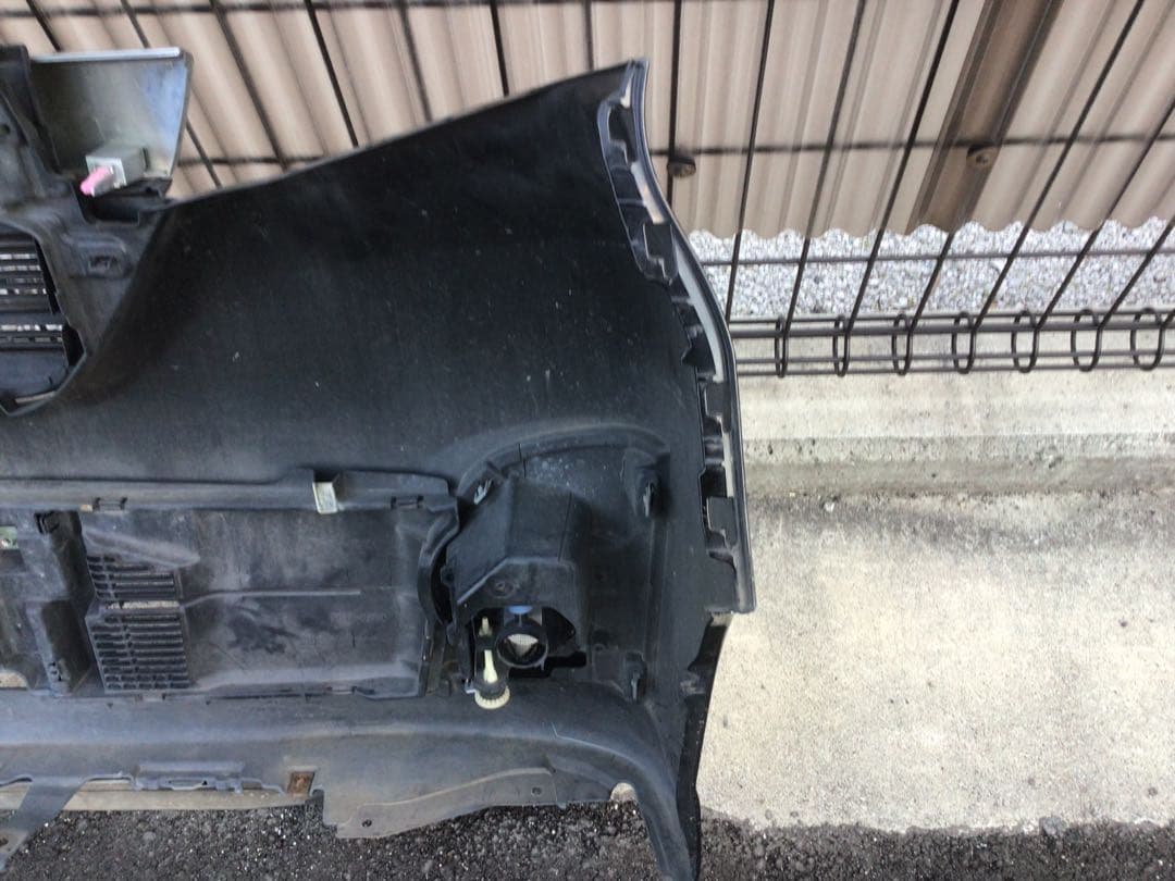 la600s タントカスタム フロントバンパー　　X07