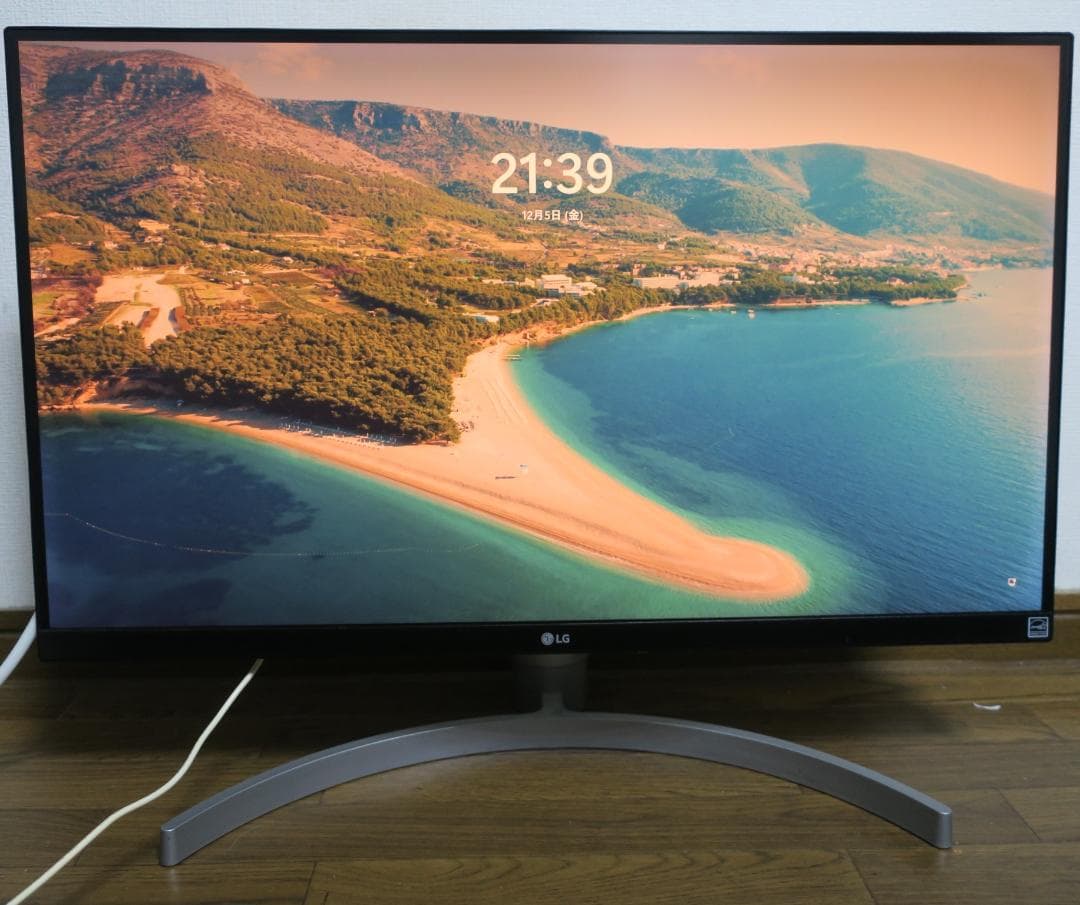LG 27UK650-W　PCモニター 動作確認済み