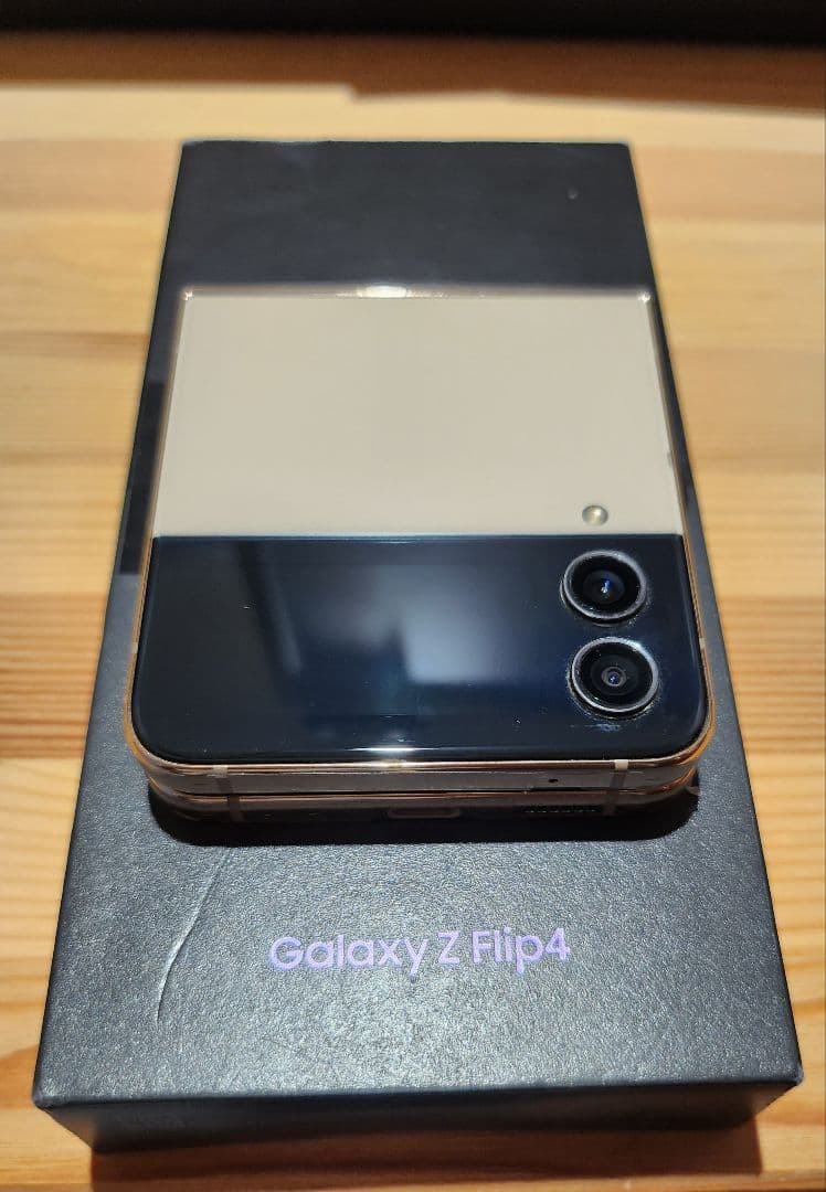 Galaxy Z Flip 4 5G 512GB SIM フリー