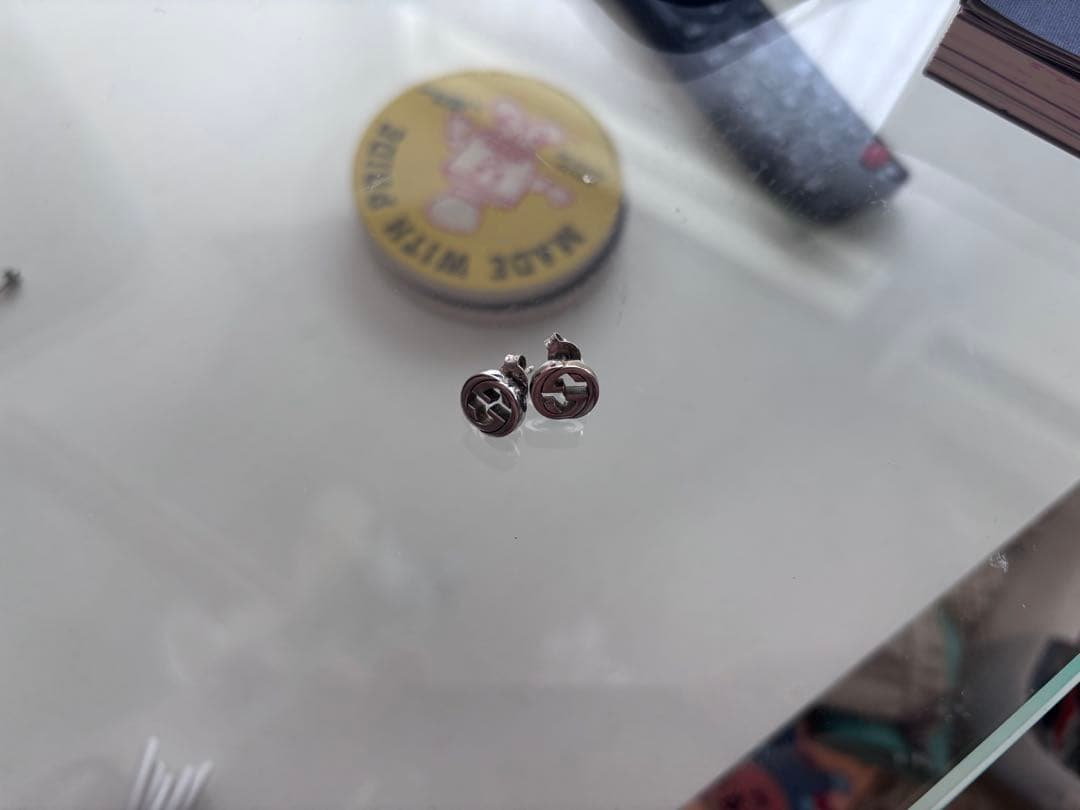 シルバー ロゴデザイン スタッドピアス