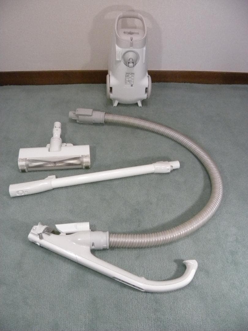 Panasonic軽量スリム掃除機MC-JP850Kからまないブラシ