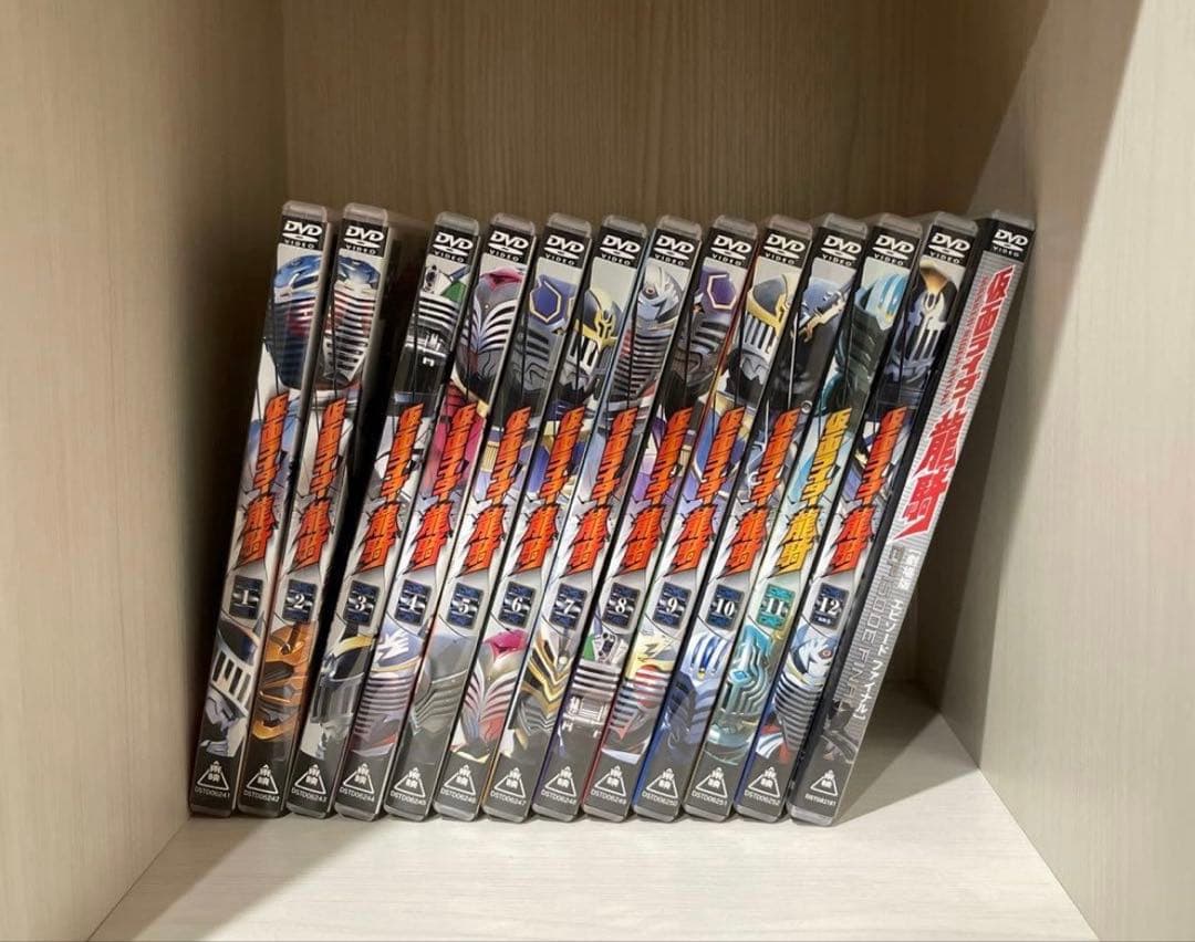 仮面ライダー龍騎　DVD 全巻　劇場版・TVスペシャル含