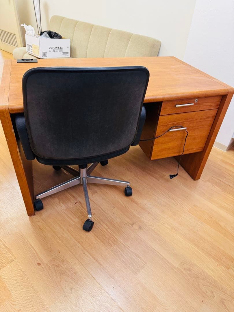 福岡発 テーブル 事務机 ブラウン系 収納 引き出し テーブル レトロ 家具調