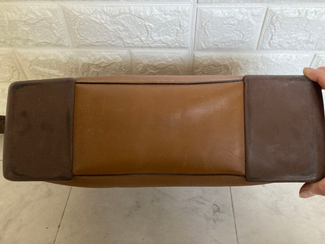 希少 PRADA ブラウン レザー トートバッグ