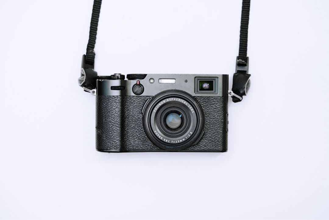 【早い者勝ち】Fujifilm X100V ブラック コンパクトデジタルカメラ