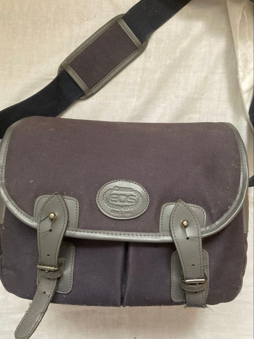 【CANON】 NEW EOS Kiss ズームレンズ フィルムカメラ2/9迄