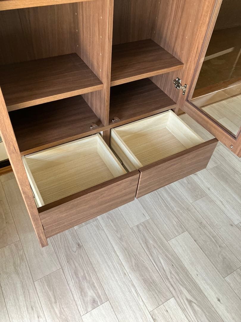 引き取り可 美品 ニトリ NITORI 扉・引出し付き書棚 ガラス扉 ブラウン