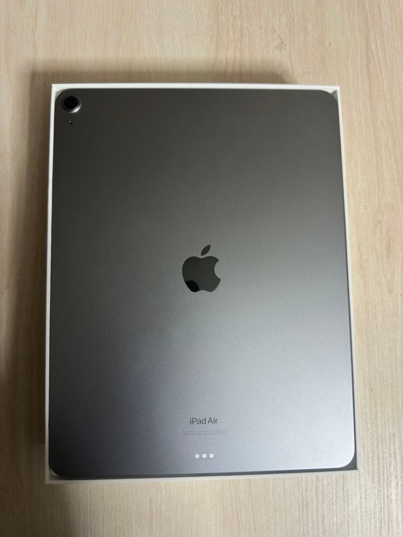 iPad Air 13インチ(M2)Wi-Fiモデル128GBスペースグレー