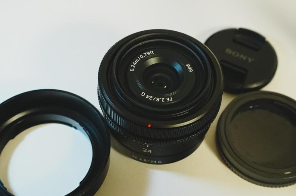 SONY FE 24mm f2.8G 広角 単焦点 レンズ