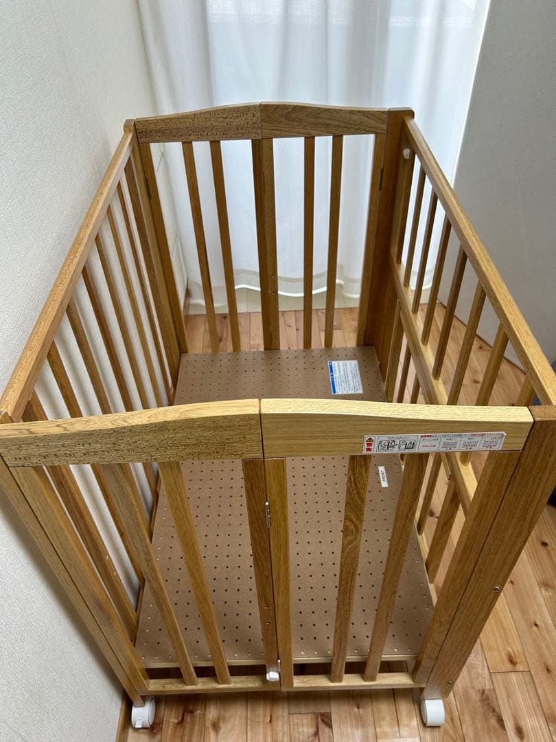 カトージ　木製 ミニベビーベッド　折り畳み可