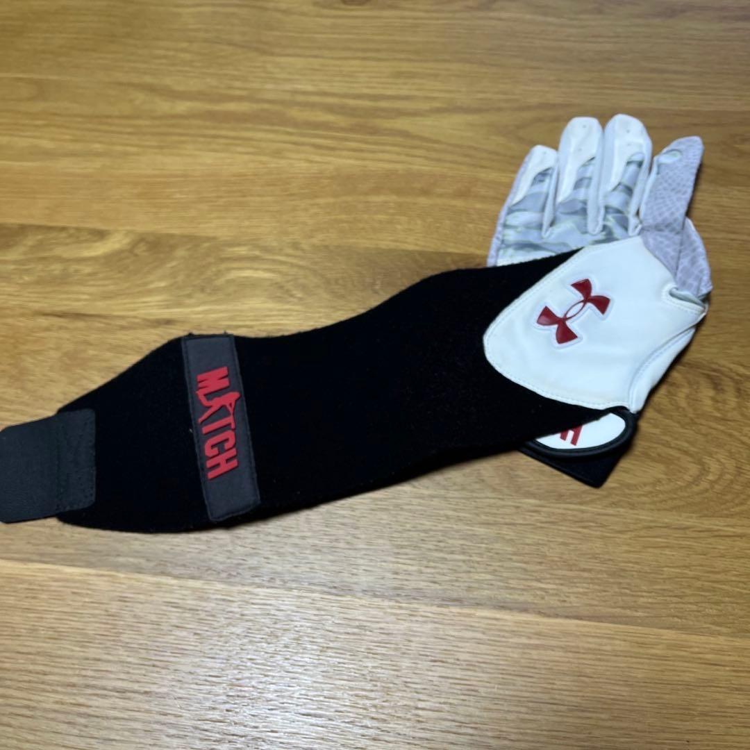 松田宣浩 エルボーガード、フットガード、手袋セット