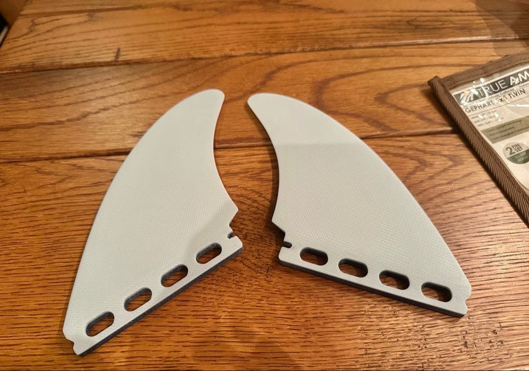 True Ames ラリーゲファート ツインフィン