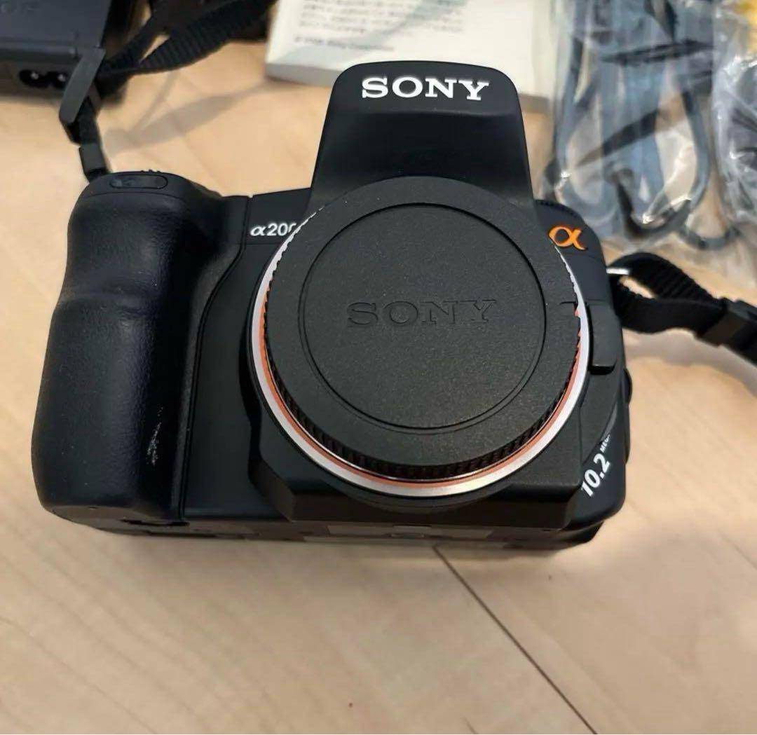 SONY α200デジタル一眼レフカメラ レンズ2本付き