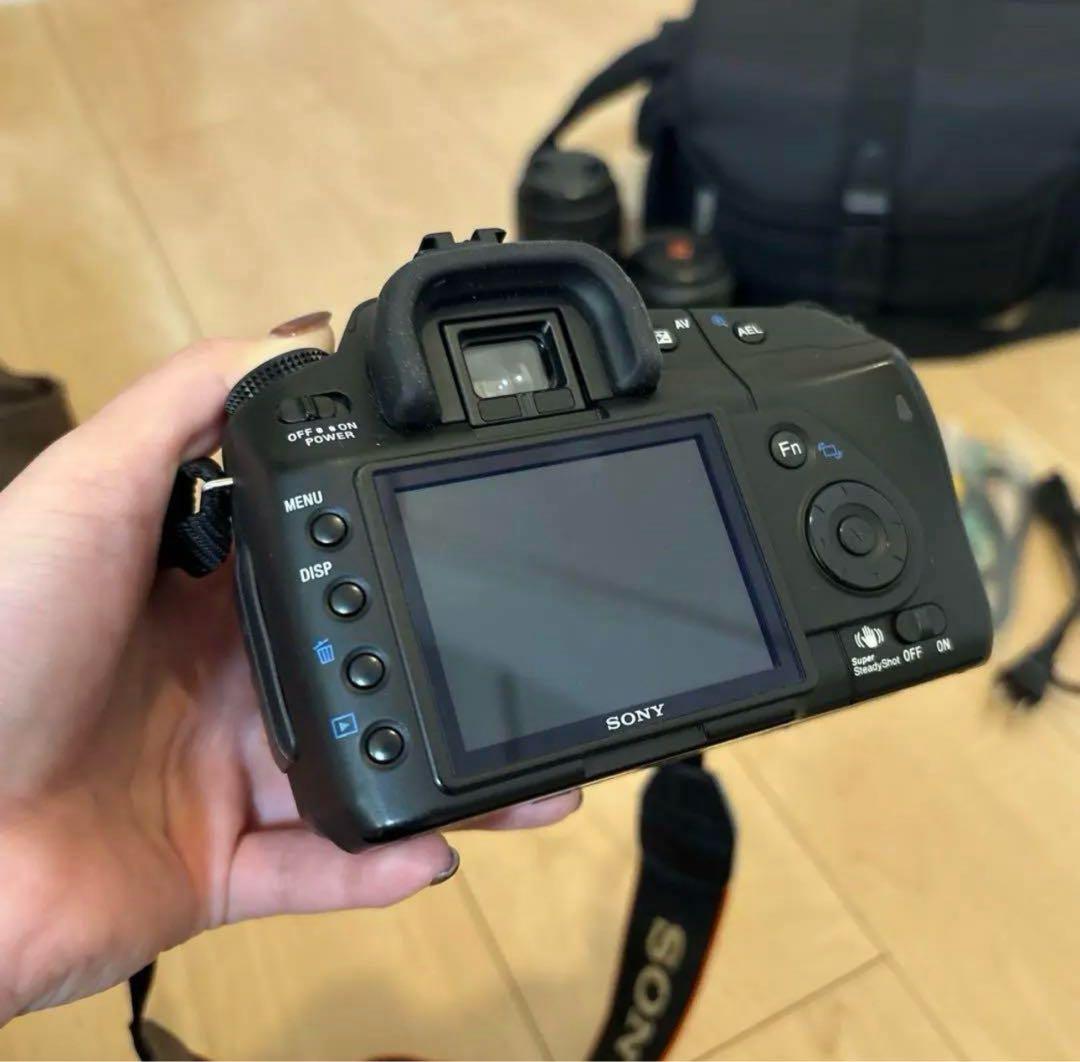 SONY α200デジタル一眼レフカメラ レンズ2本付き