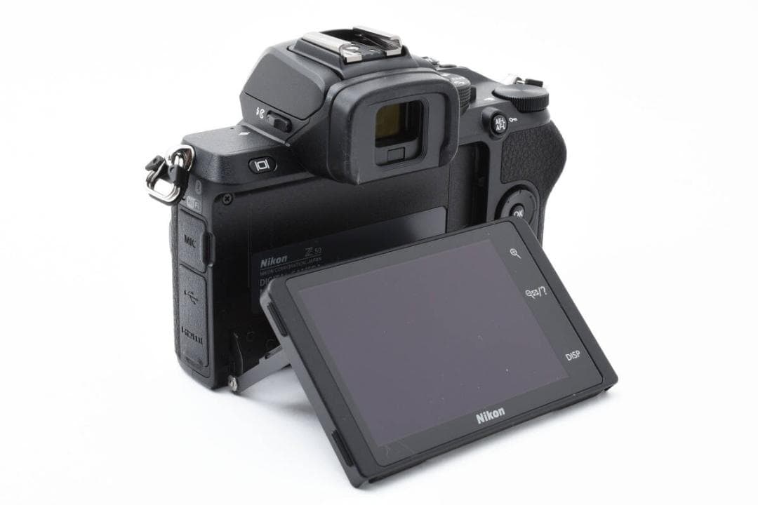 超美品 Nikon Z 50 20.9MP ミラーレス デジタルカメラボディ