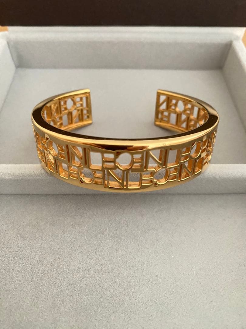 【希少】【正規品】セリーヌ CELINE バングル　ブレスレット　匿名配送