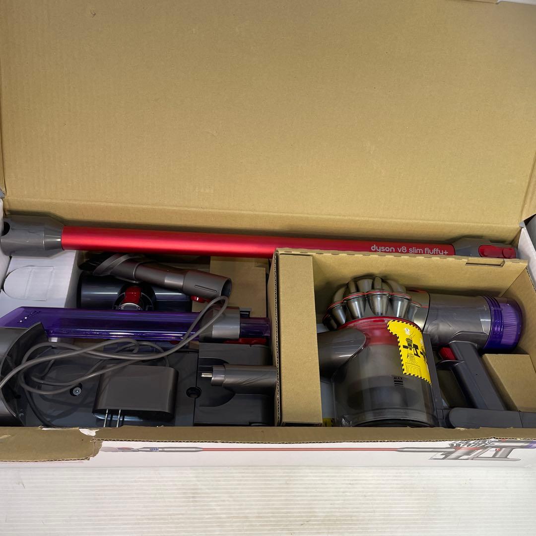 ダイソンV8 slim fluffy+ フルセット