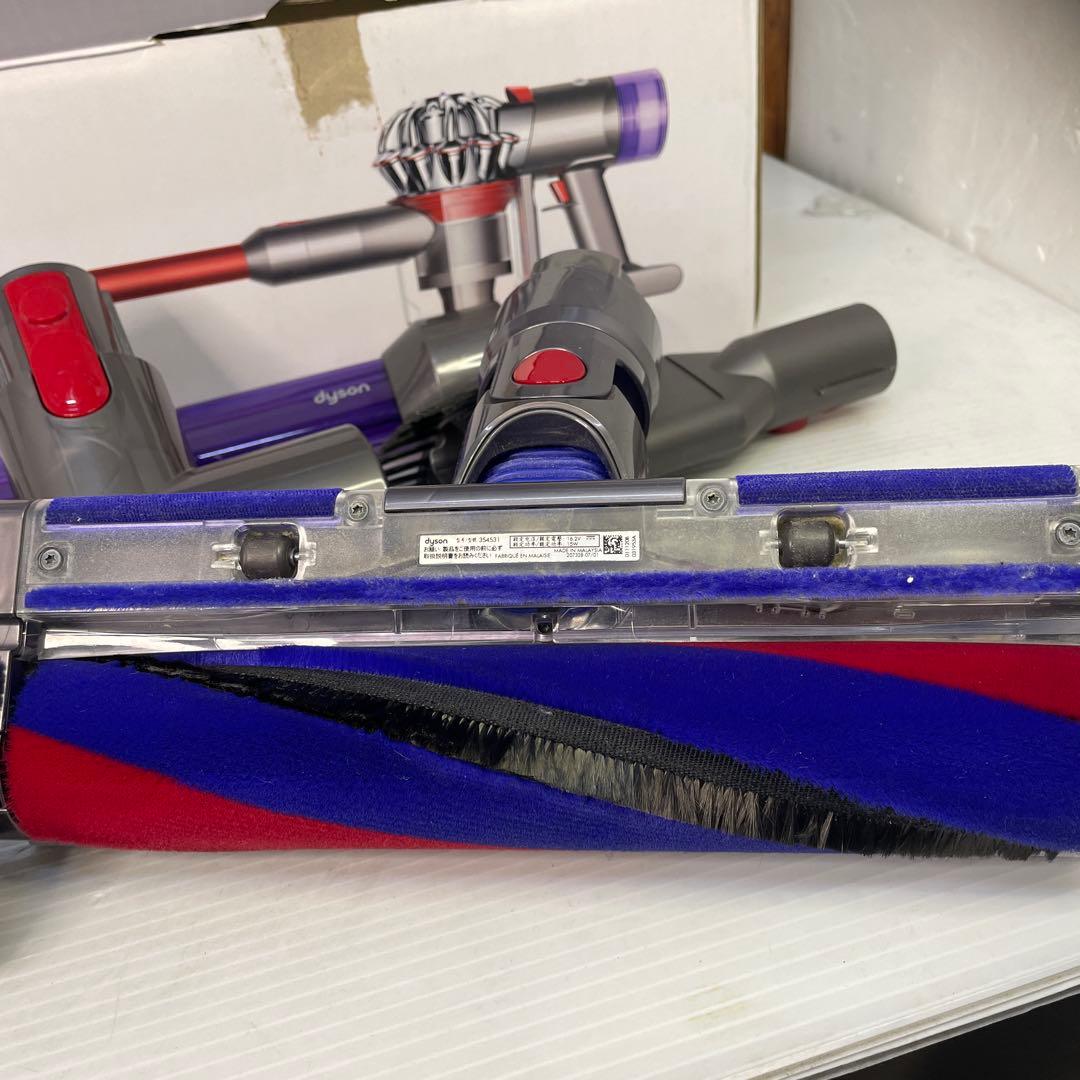ダイソンV8 slim fluffy+ フルセット