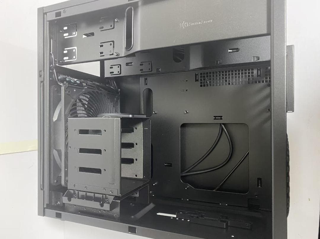 SilverStone Micro-ATX PCケース SST-TJ08B-E