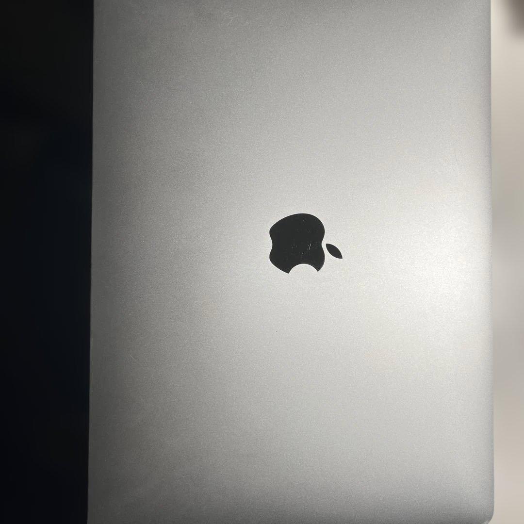 MacBook本体 Apple MacBook Pro 13 inch 2016