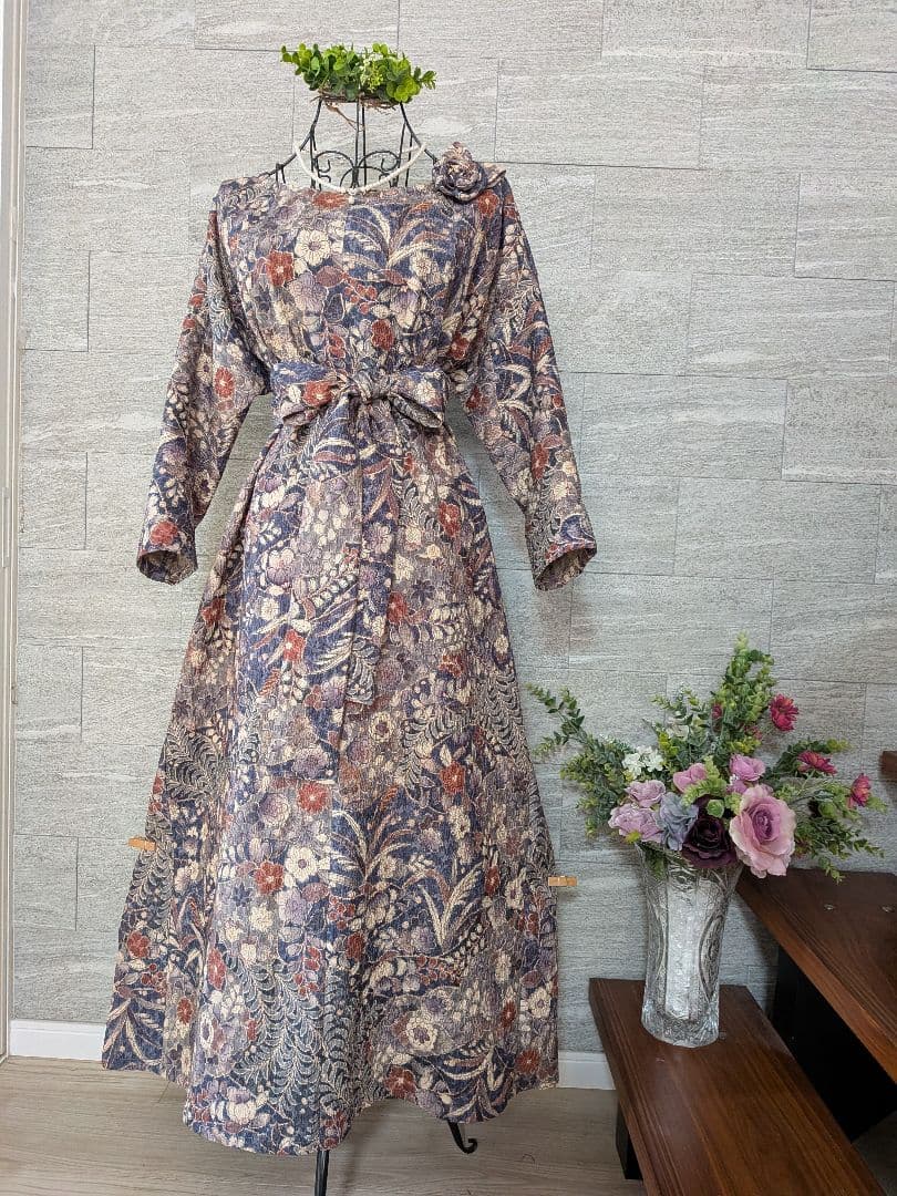 A257着物リメイク辻が花柄Aラインワンピース★リボン・ブローチ