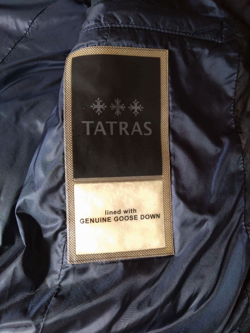【美品】TATRASタトラスフード付きダウンベスト　ブラック　サイズ1