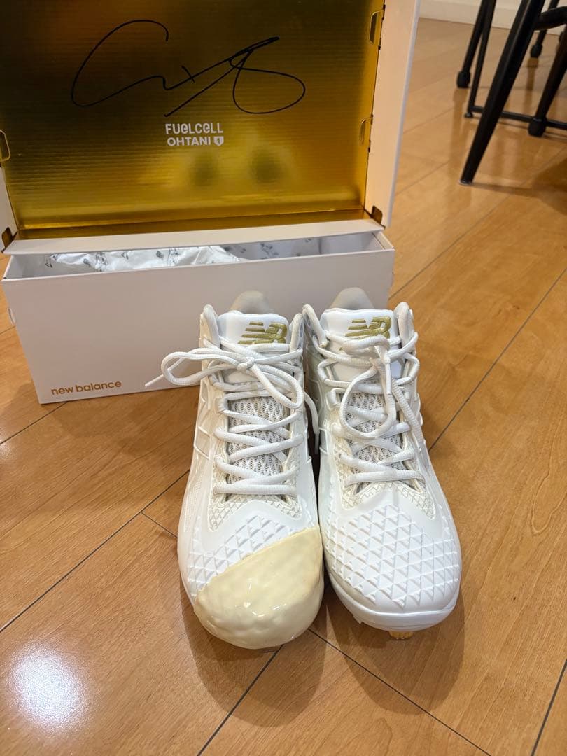 ニューバランス スパイク Ohtani v1 l 2E ホワイト
