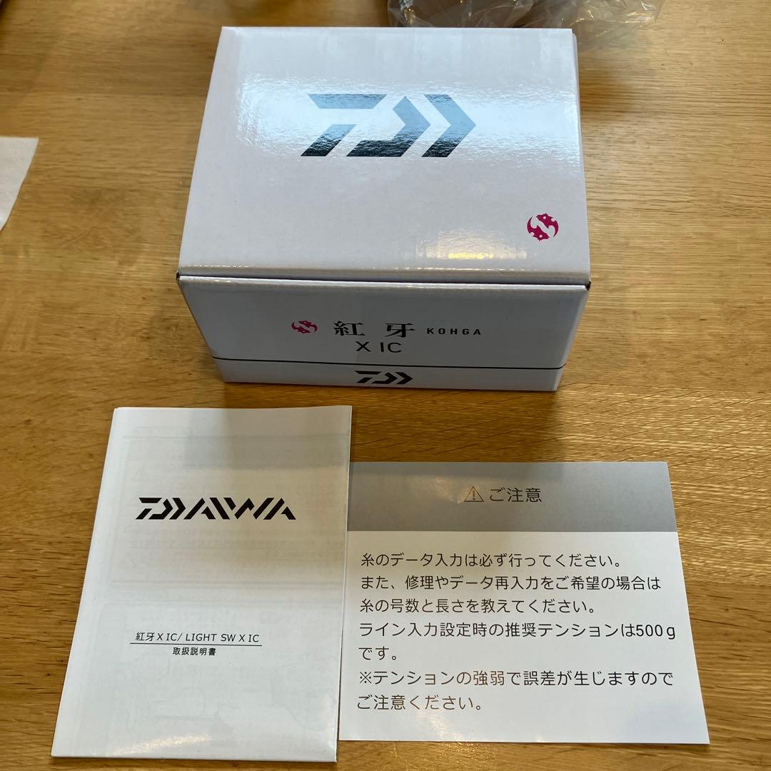 ダイワ　19 紅牙 X IC (右ハンドル) カウンター付き小型両軸リール