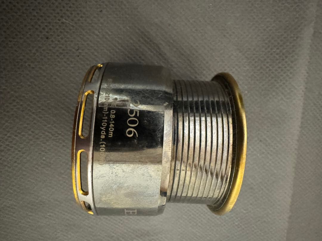 ま*る様 EXIST ダイワ イグジスト2506 リール