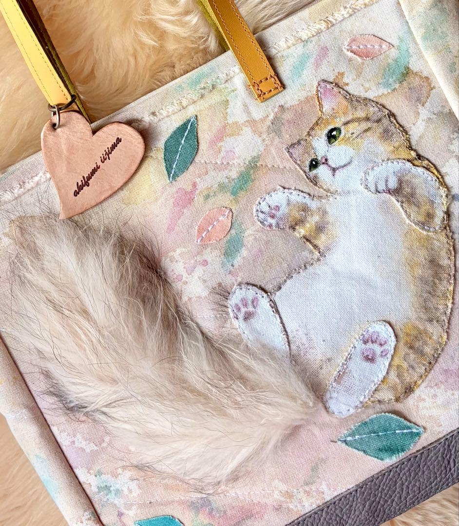 (手づくり)\"ふわふわ軽いネコ\"アップリケねこトートバッグ