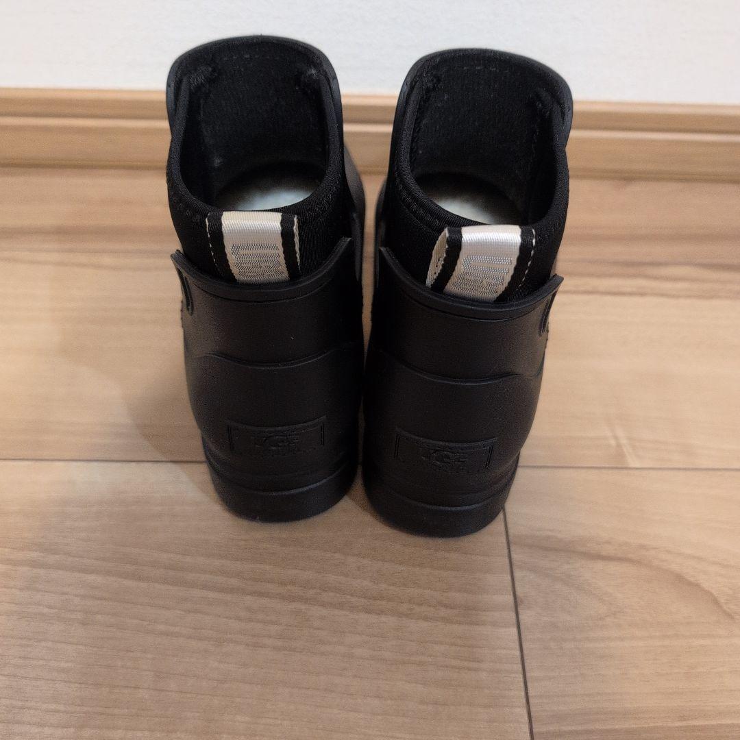 【新品試し履きのみ】UGG DROPLET レインブーツ 防水 ブラック25cm