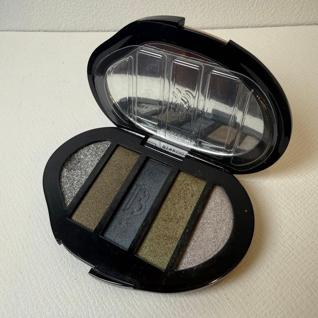 BYREDO／アイシャドウパレット／メタルブーツ・コーポレート・サイレン