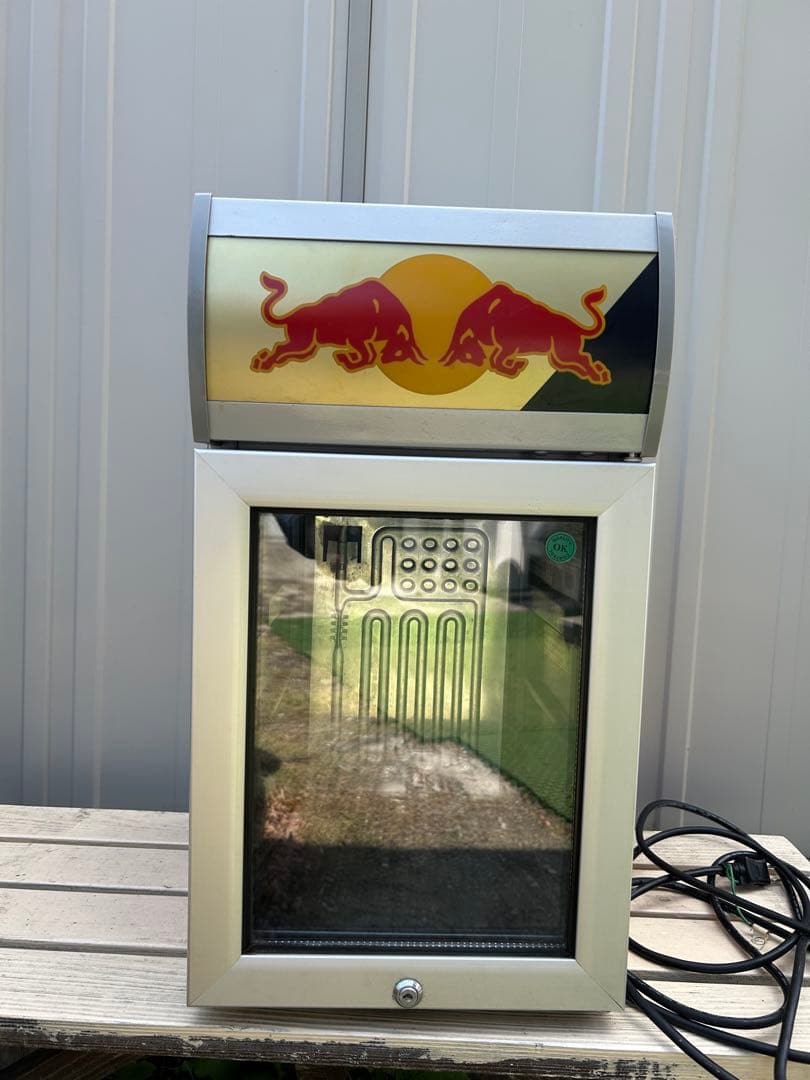 Red Bull 冷蔵庫