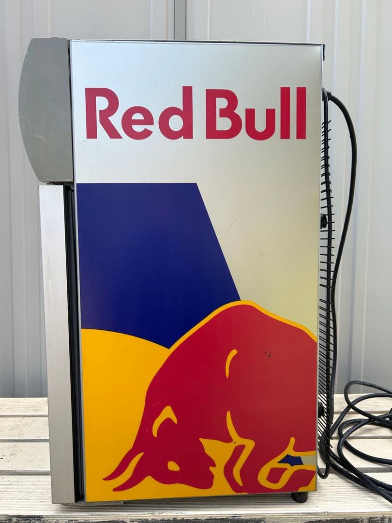 Red Bull 冷蔵庫