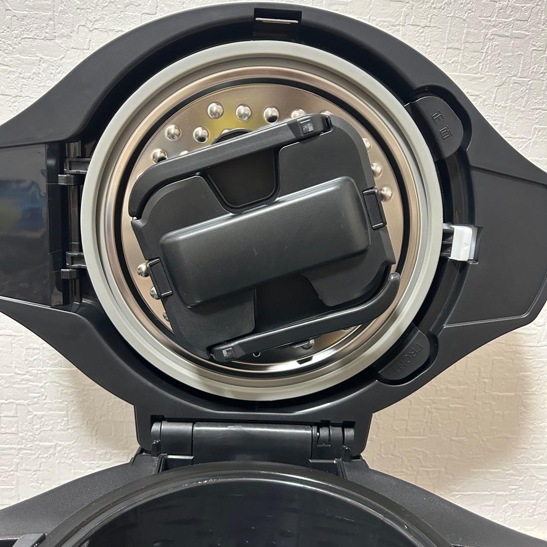 極美品 ホットクック 2.4L ホワイト ヘルシオ KN-HW24F-W