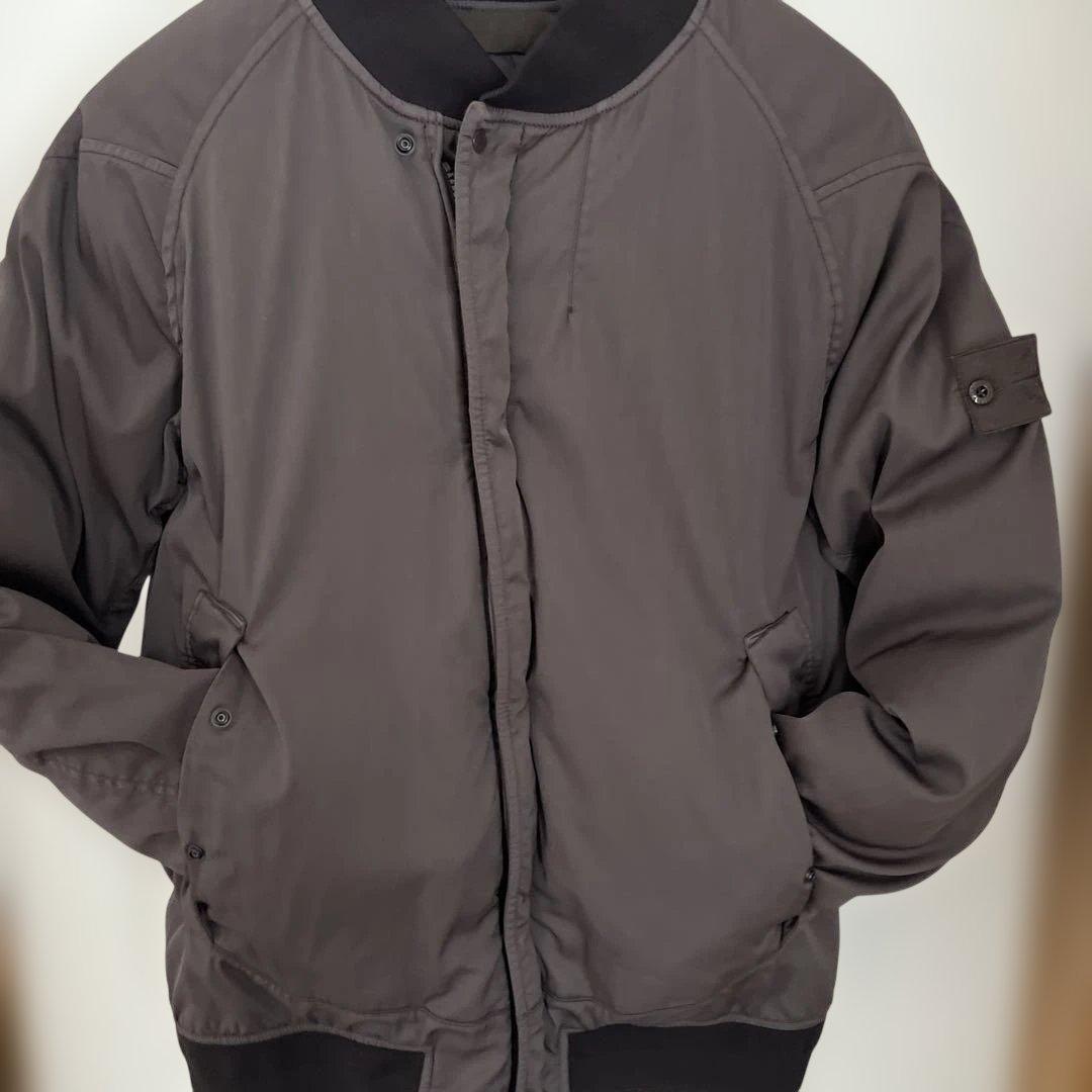 ストーンアイランド　ゴースト　ボンバージャケット