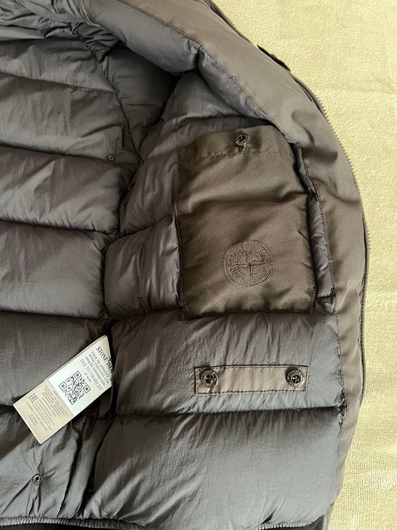 ストーンアイランド　ゴースト　ボンバージャケット