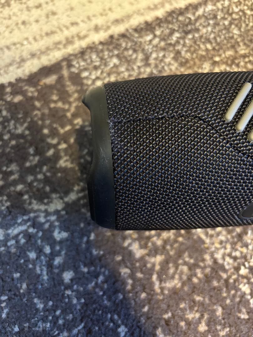 JBL charge5 ワイヤレススピーカー　カバー付き　音質良き