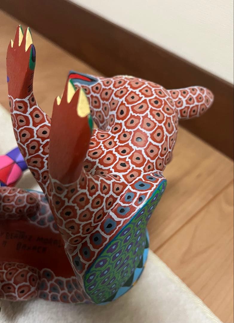 置物　アレブリヘス　アルブリへ　アルマジロ　メキシコ　工芸品