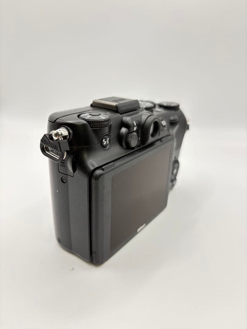 Nikon COOLPIX P7100 コンパクトデジタルカメラ