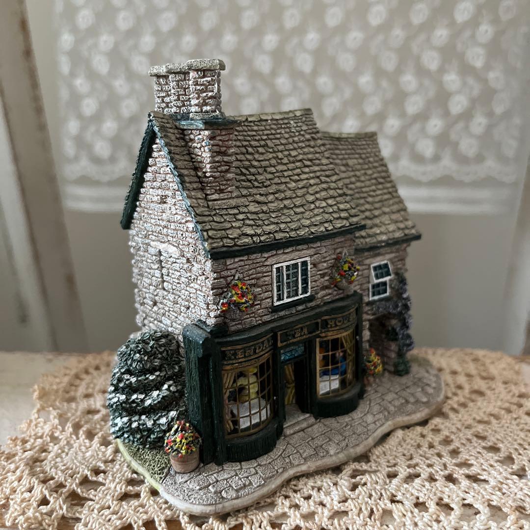 リリパットレーン　KENDAL TEA HOUSE