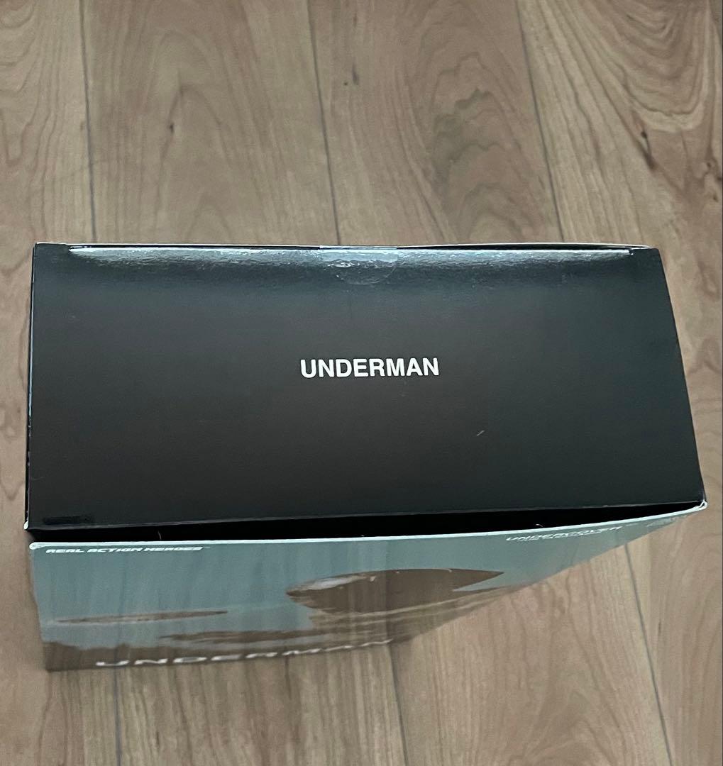 UNDERCOVER UNDERMAN フィギュア メディコムトイ 未開封品