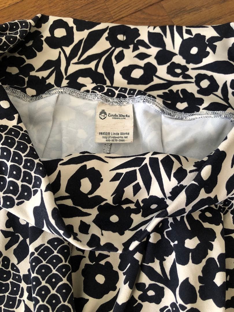 Linda Works リンダワークス ヨガレギンス　バニラスカイ パイナップル