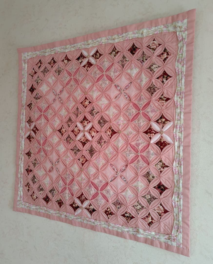 ♡りお♡パッチワーク(カテドラルウインドウ)タペストリー ハンドメイド