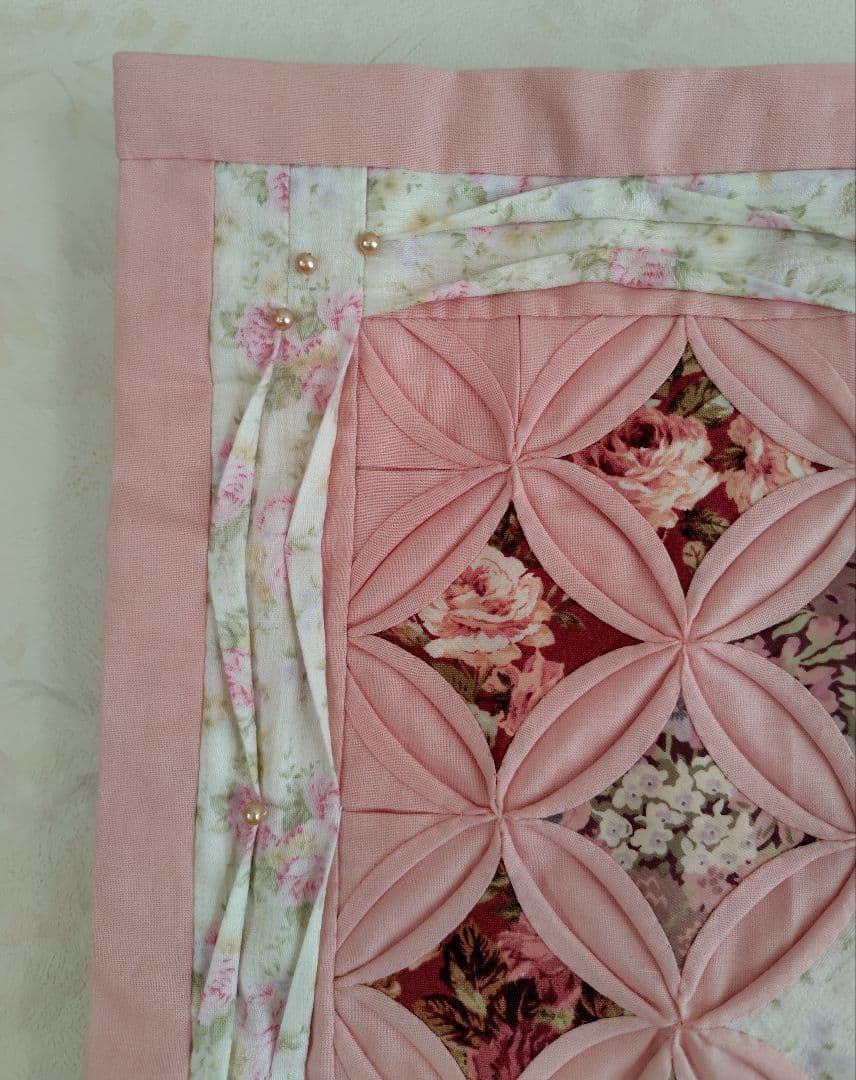 ♡りお♡パッチワーク(カテドラルウインドウ)タペストリー ハンドメイド