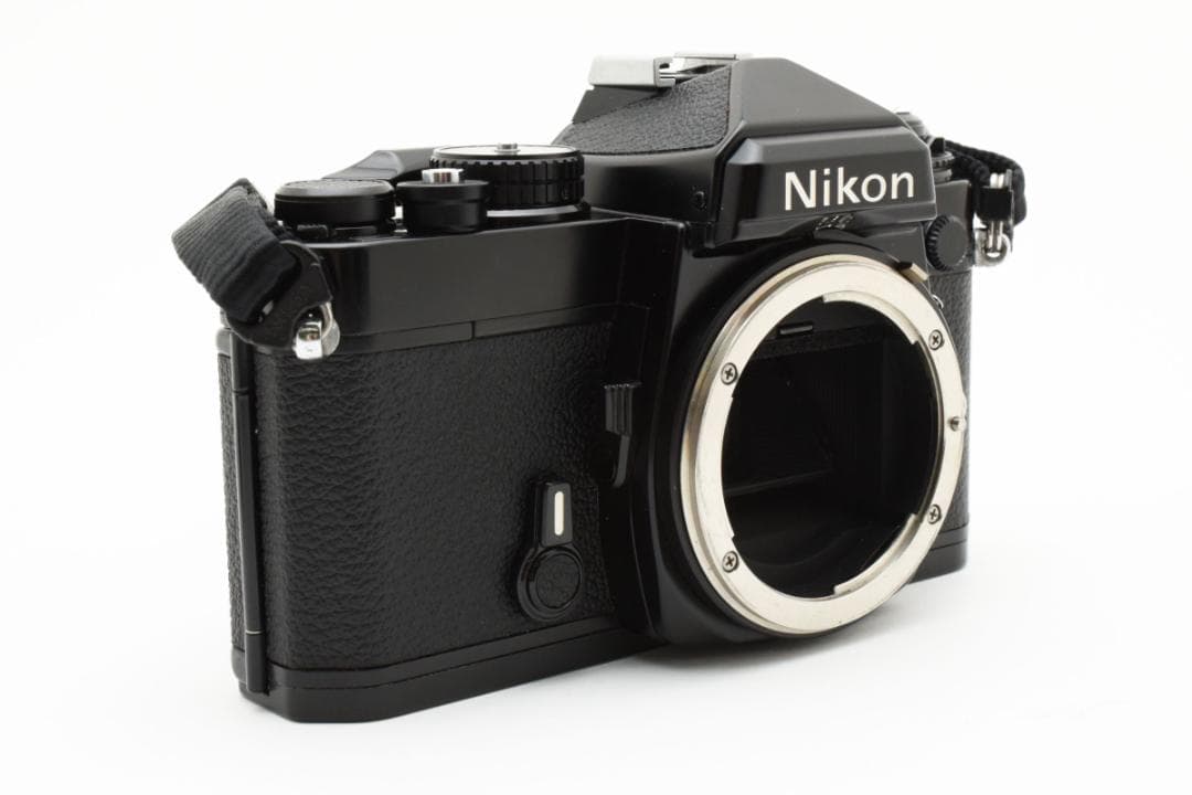 超美品 NIKON FE ブラック フィルムカメラ モルト新品交換済 M381