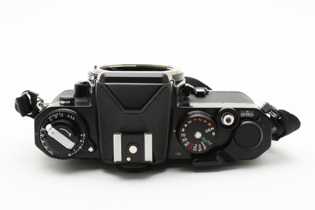 超美品 NIKON FE ブラック フィルムカメラ モルト新品交換済 M381