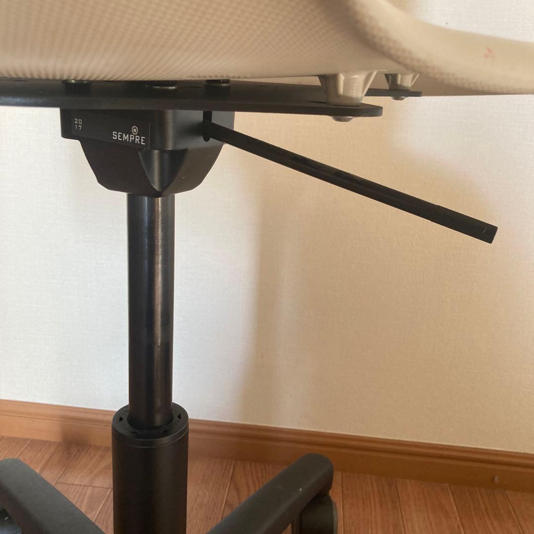 FLOTOTTO デスクチェア 白