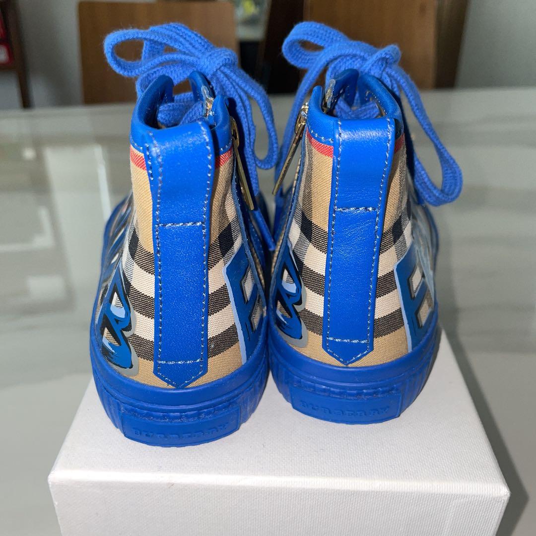 新品　未使用　バーバリー　キッズ　ハイカットスニーカー　靴　シューズ　17cm