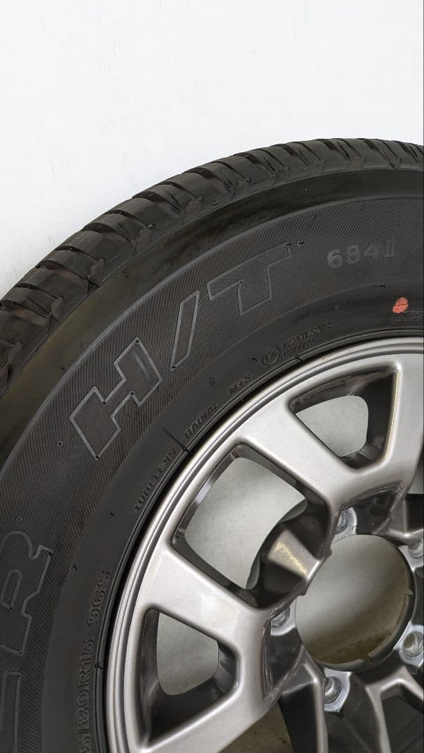 ジムニーシエラ　JB74　 純正アルミホイール タイヤ1本のみ　ノマド　JC74